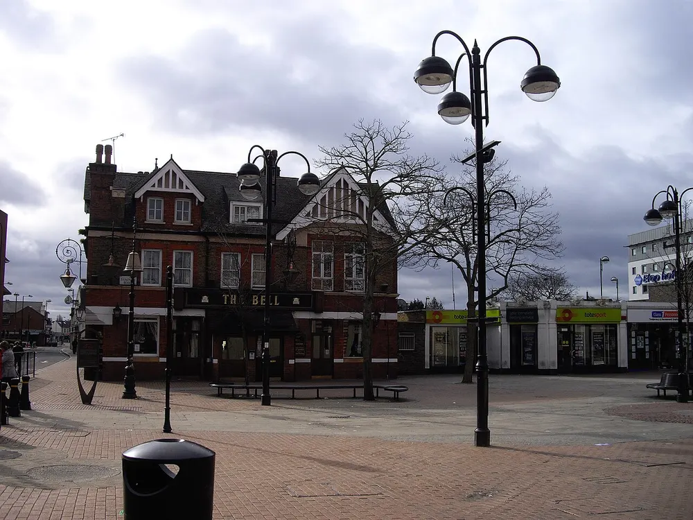 Bell Square, the local landmark of TW3